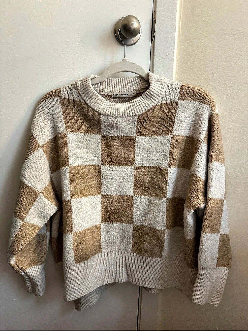 moon & madison Checkerboard Crewneck Sweater Brown & Cream XS